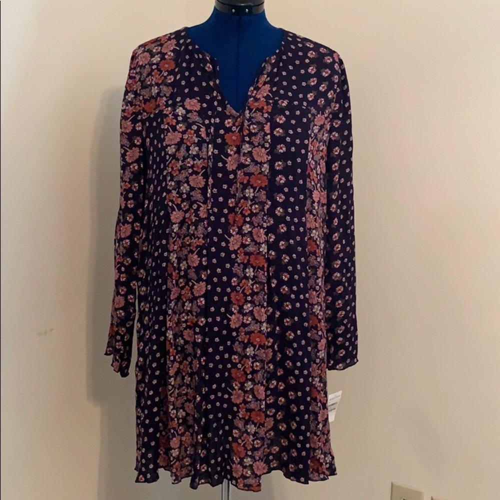 Boho chic long sleeve hinge dress